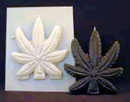 K494 Hemp Leaf