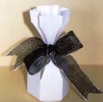 Carousel Vase Cake Box